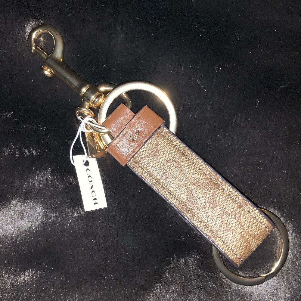 NEW! COACH Trigger Snap Key Ring / Bag Charm w/ Dogleash Snap, Gold/Khaki NWT! - Picture 3 of 16